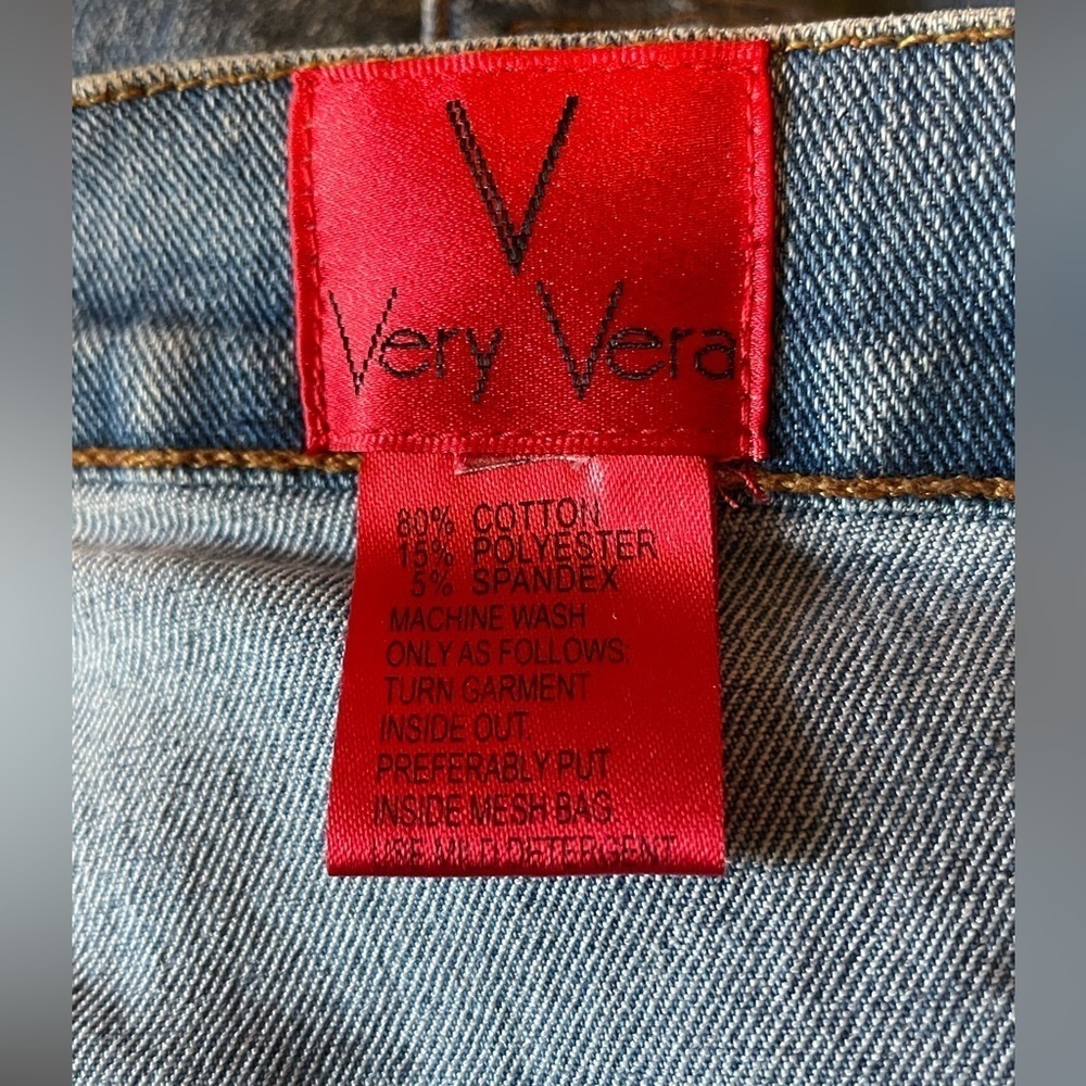 Very Vera Denim and ‘Diamonds’ - Picture 3 of 8